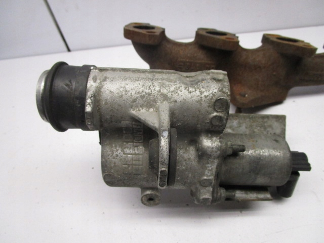 Клапан трубка egr pierburg колектор випускний 1.5 dci kangoo i 98-02 Оригінал