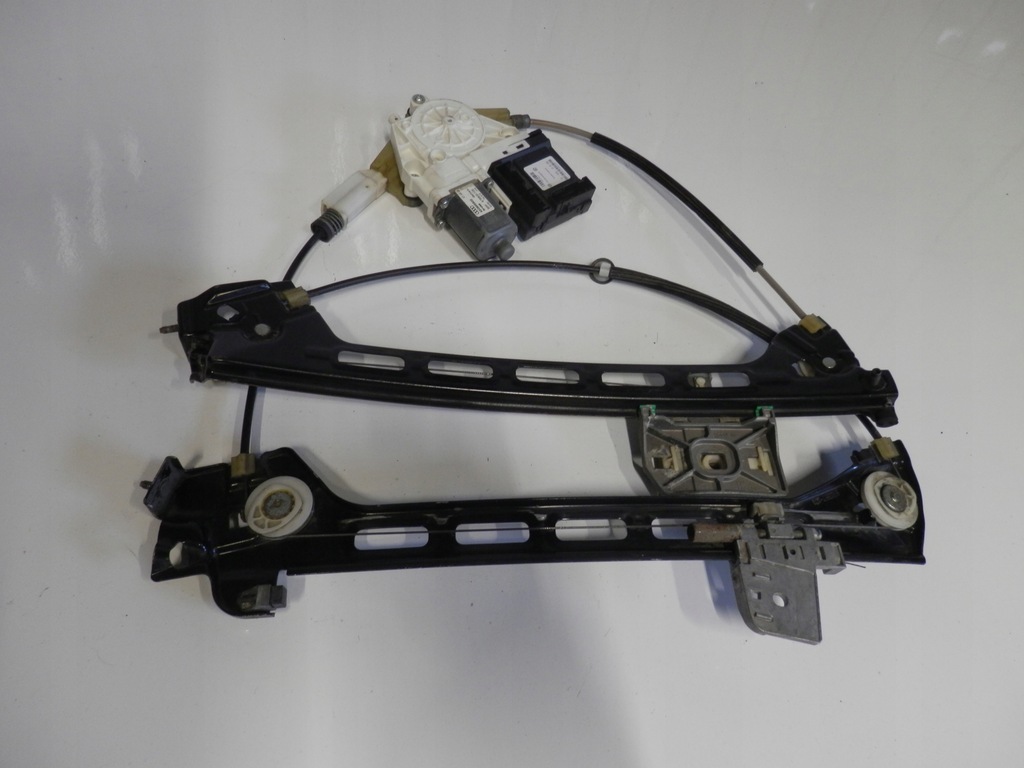 фото №1, Audi r8 подъемник стекло правый europa 420959802