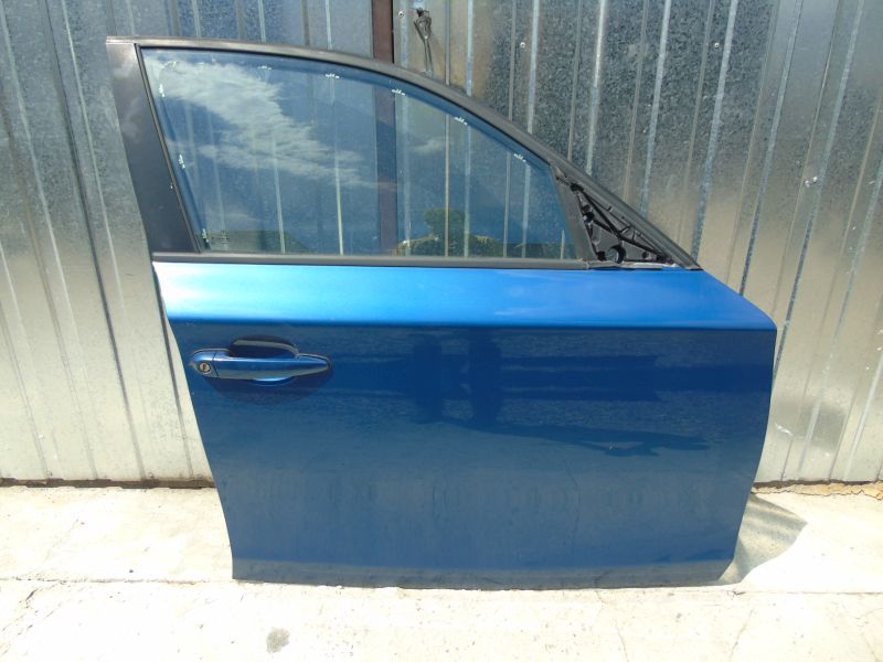 фото №1, Bmw e87 дверь правый перед sydneyblau металлик 5d