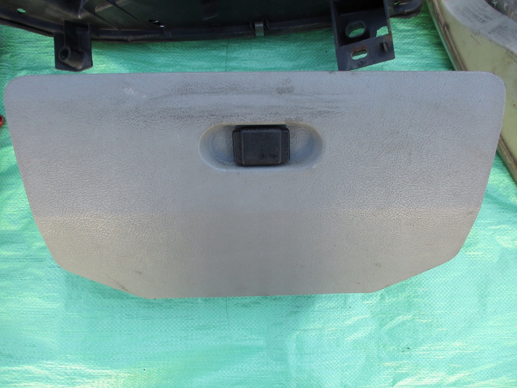 фото №1, Renault mascott бардачок полка пассажира