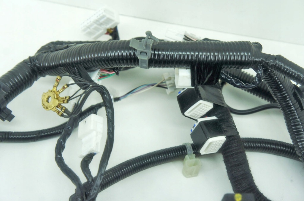 фото №6, Iw400 infiniti q50 s 3.5h джгут багажника