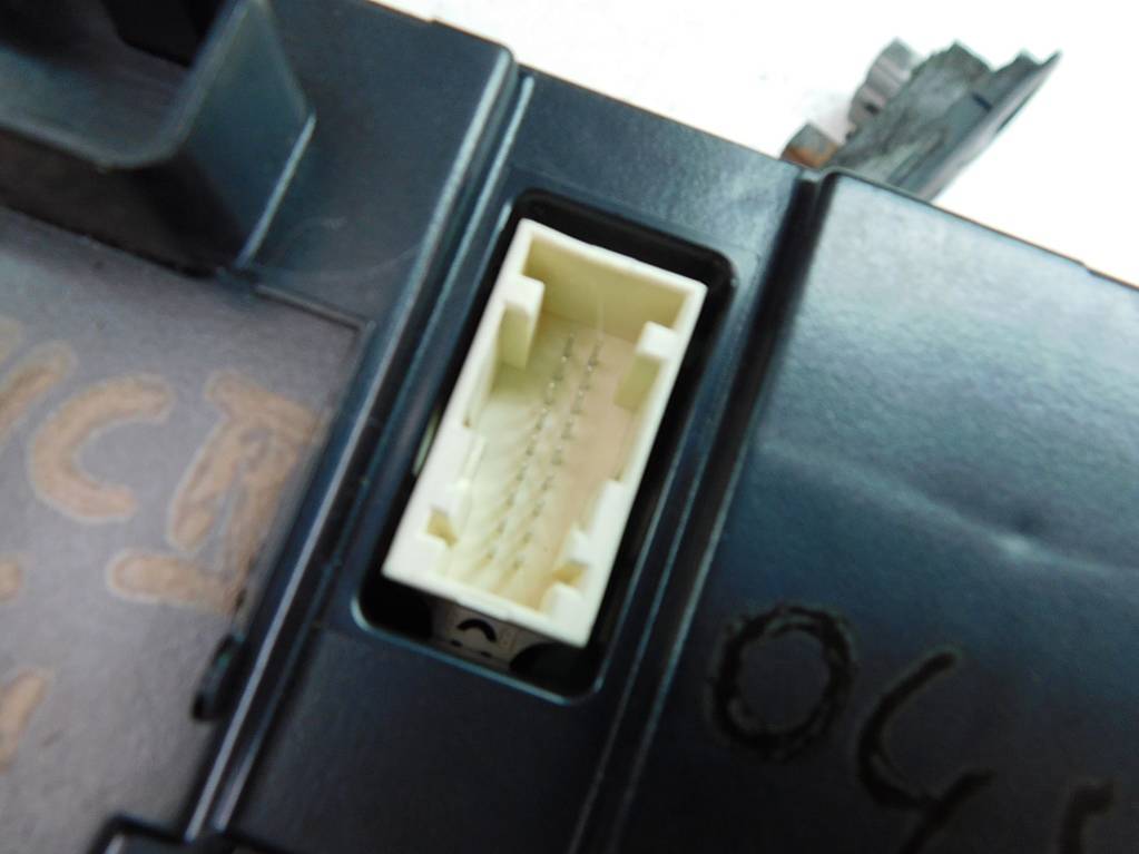 фото №8, Renault scenic ii 2004r панель обдув 69340017