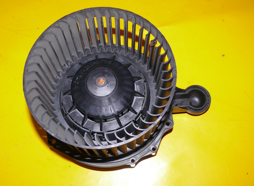 фото №1, Повітродувка вентилятор обдув jaguar s-type 02-06 eu