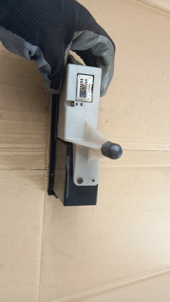 фото №4, Дисплей mazda 323f