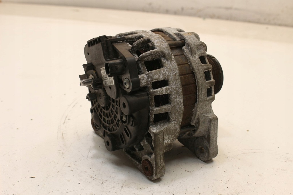 фото №4, Генератор 231008593r dacia dokker 1.2 tce