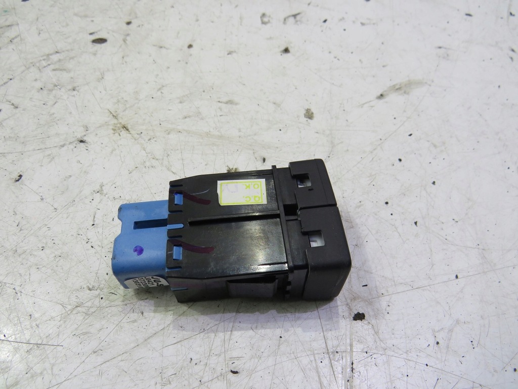 фото №3, Кнопка радара baleno ii 37230m68p00