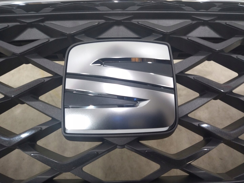 фото №14, Бампер перед решётка радиатора 6pdc цвет lc9x seat tarraco 2018+