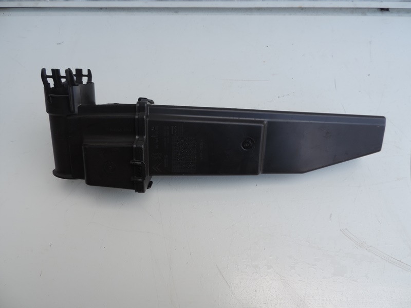 фото №1, Opel оригинальный номер 3639634 корпус фильтра воздуха