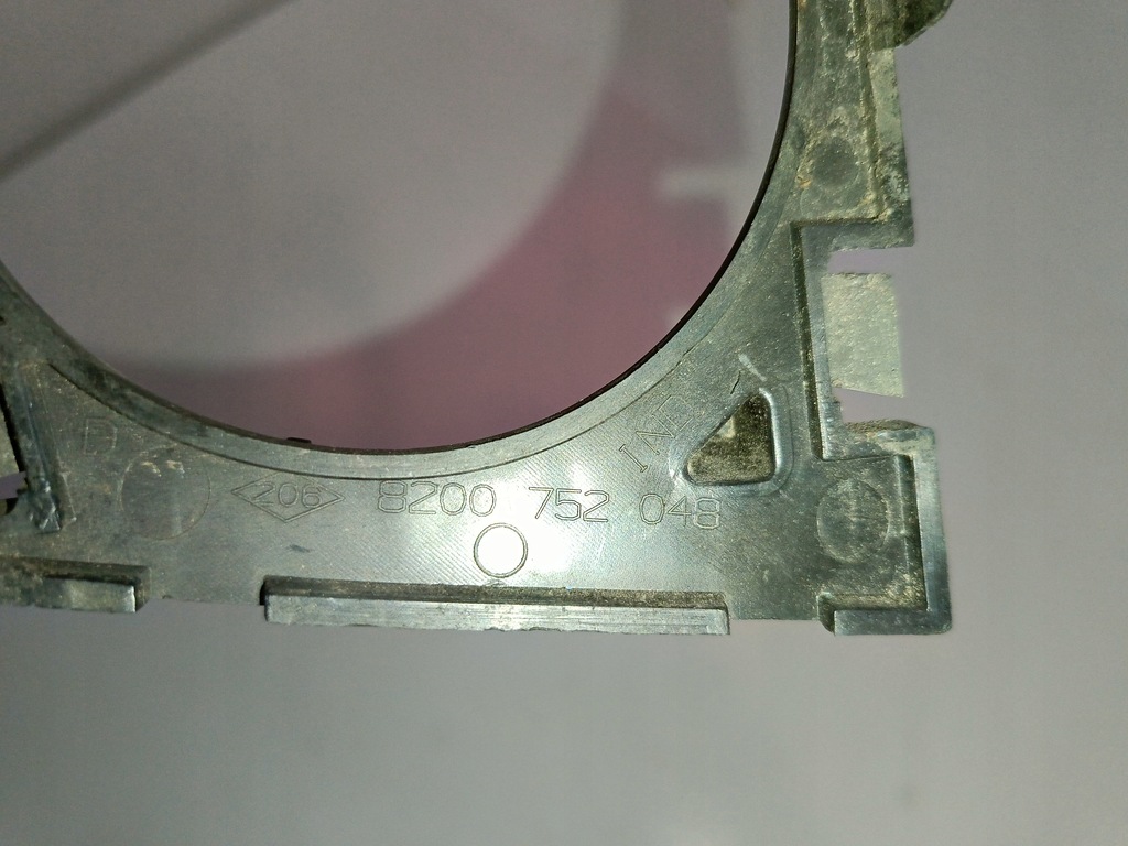 фото №5, Кронштейн рамки протитуманної фари ліва 8200752048 renault megane ii