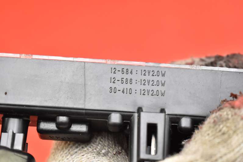 фото №8, Свет стоп-сигнал toyota auris 2 ii kombi lift 17r