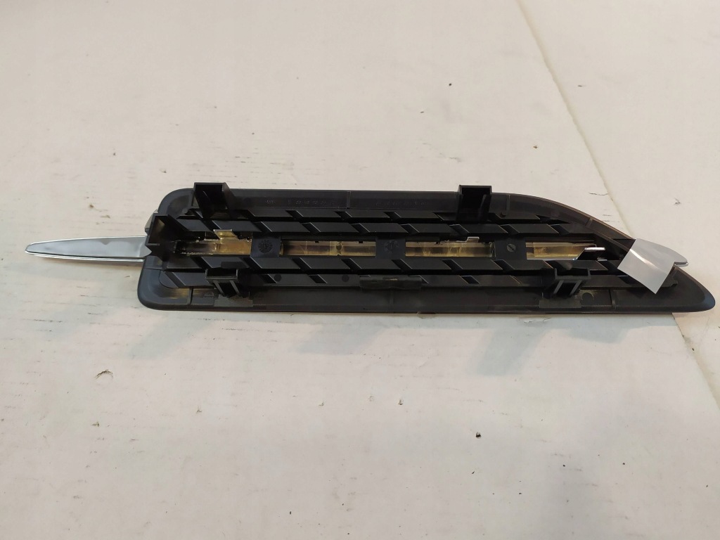 Решётка бампера правая mercedes-benz slk r172 a1726900479 Цена