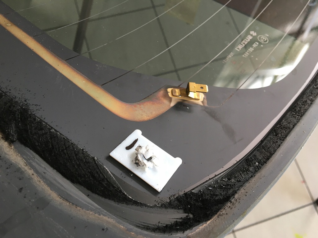 фото №5, Suzuki swift mk8 17- скло кришки багажника