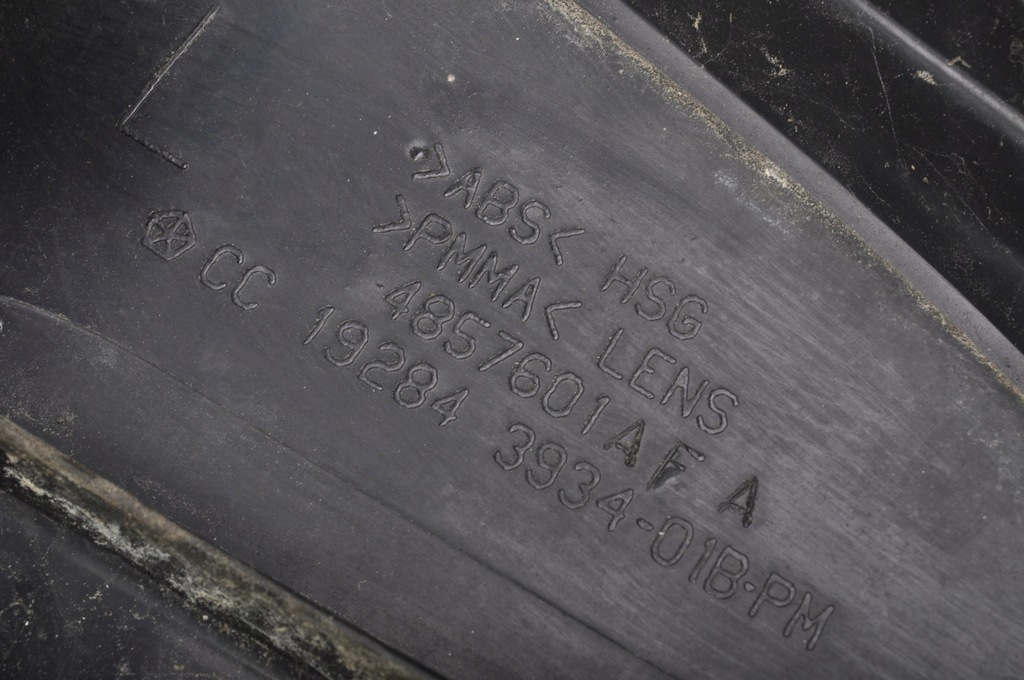 фото №9, Chrysler voyager iv лампа левая задняя левый задняя