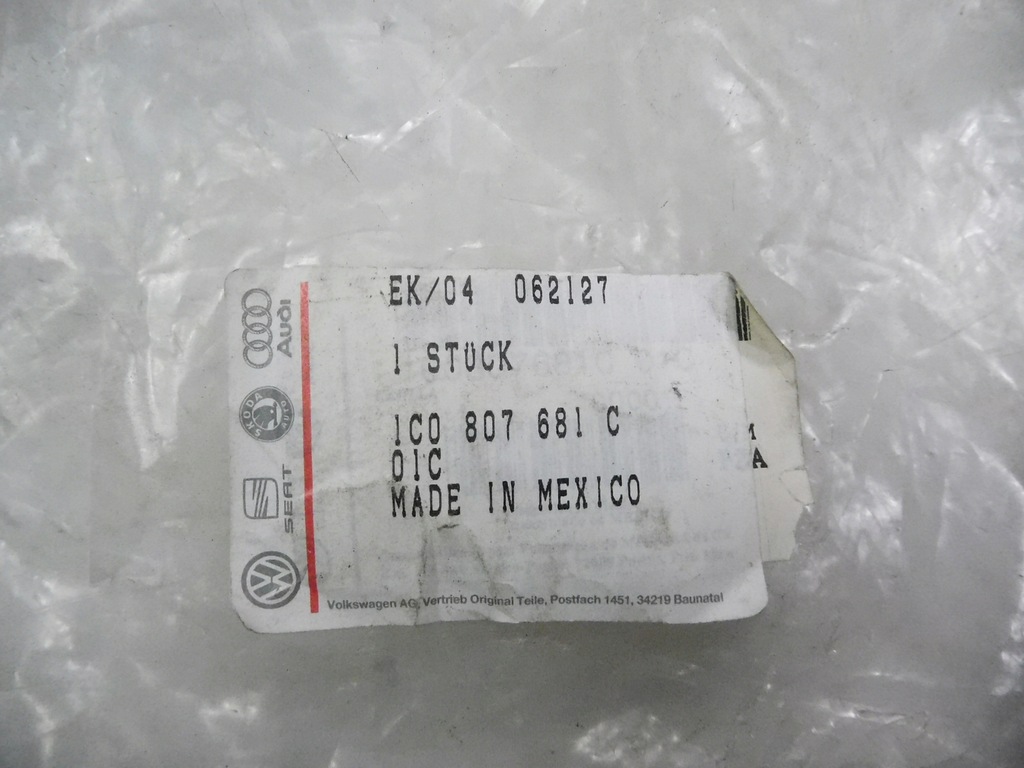 фото №7, Решётка радиатора бампера vw new beetle 98-05 1c0807681c