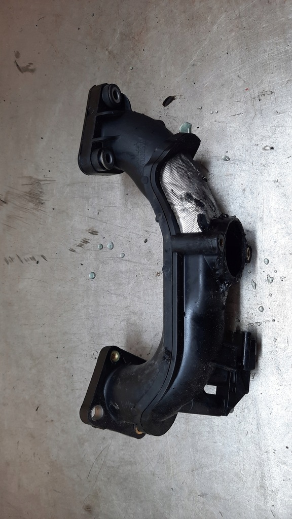 фото №1, Труба воздухозаборник воздуха volvo v50 s40 ii 1.6 d2