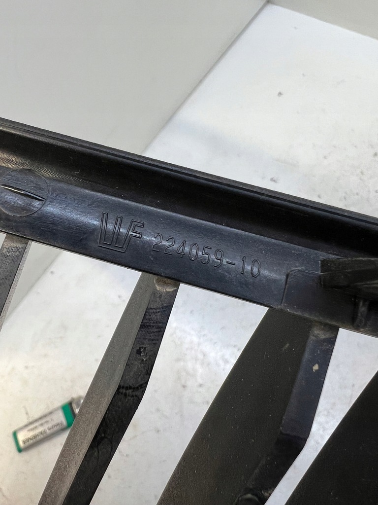 фото №5, Решітка радіатора решітка радіатора права решітка радіатора bmw 3 e90 7120008