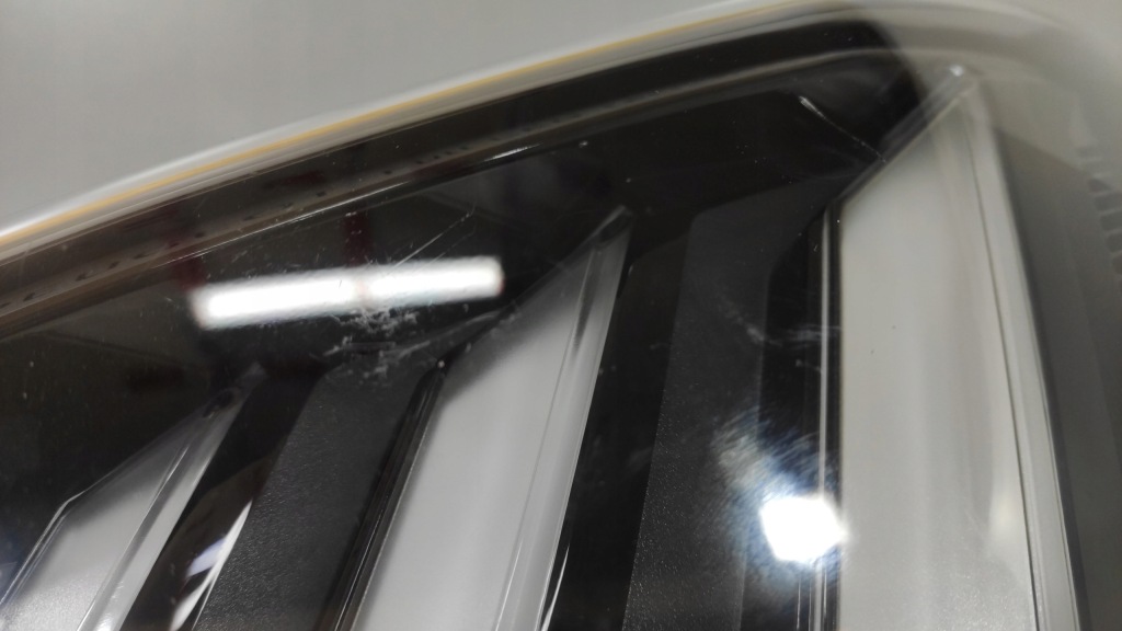 фото №5, Лампа левая передняя перед peugeot 208 2008 led eu