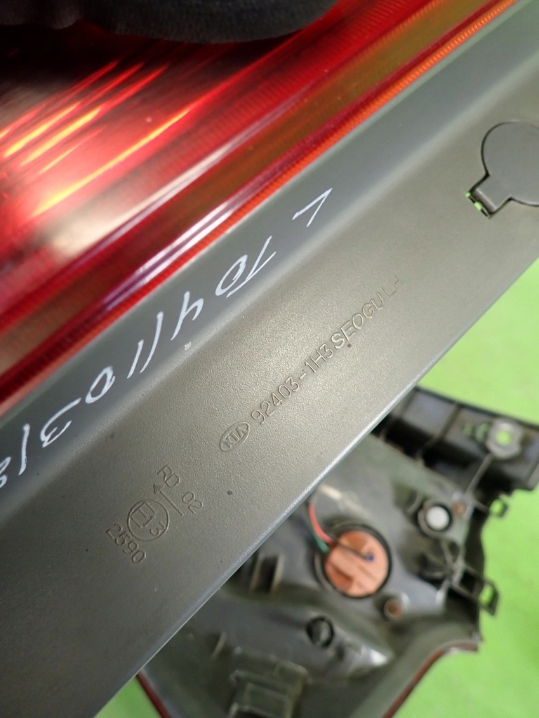 фото №11, Лампа левая задняя задняя kia ceed i 08r kombi 167585 92401-1h3 167609 92403-1h3