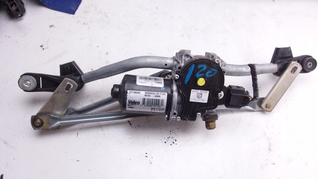 фото №1, Hyundai i20 ii механизм моторчик дворник