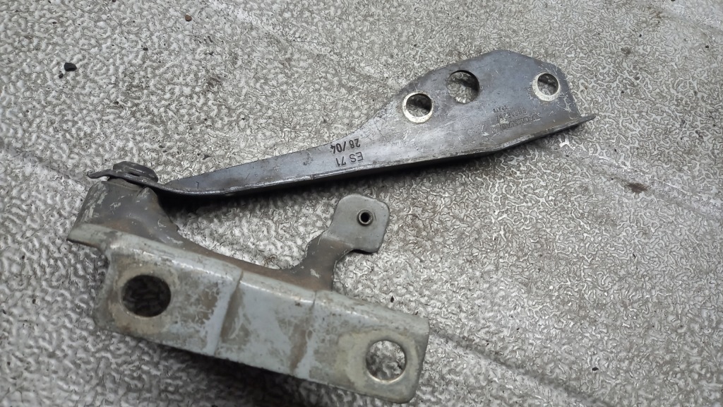 фото №2, Петля капот лівий volvo v50