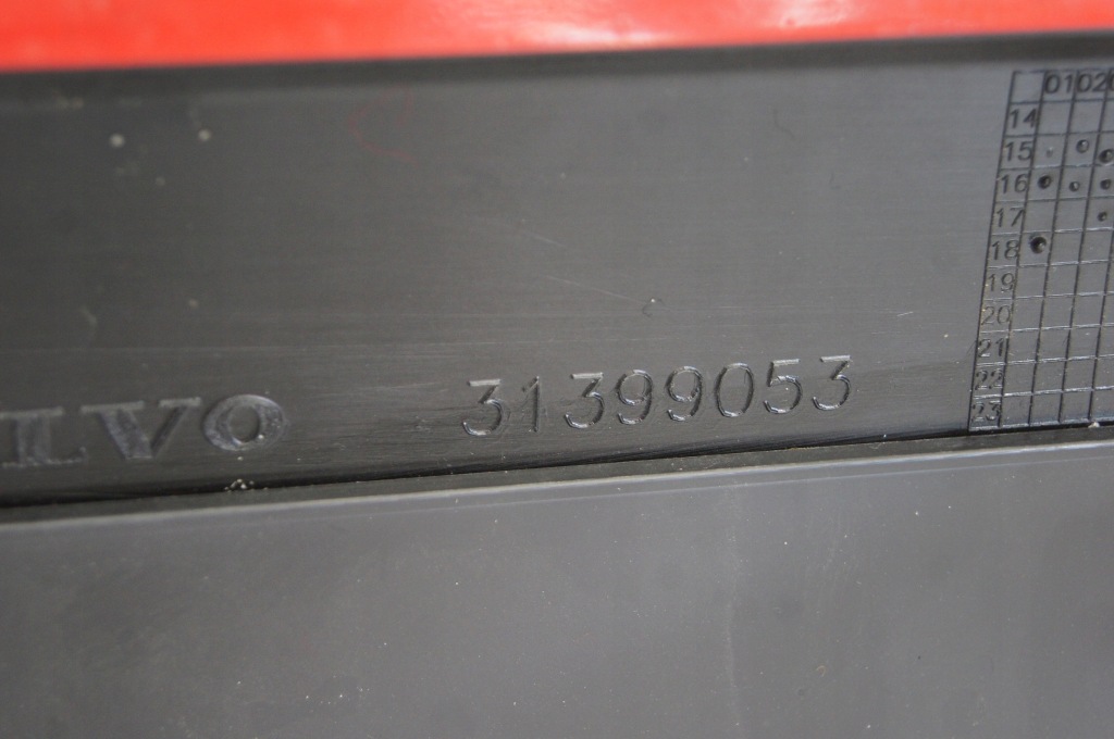 фото №9, Volvo xc90 ii молдинг двері ліва перед 31399053