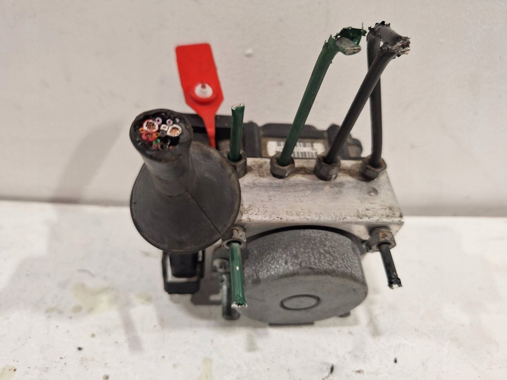 фото №1, Насос abs 0265232077 renault clio iii 06-
