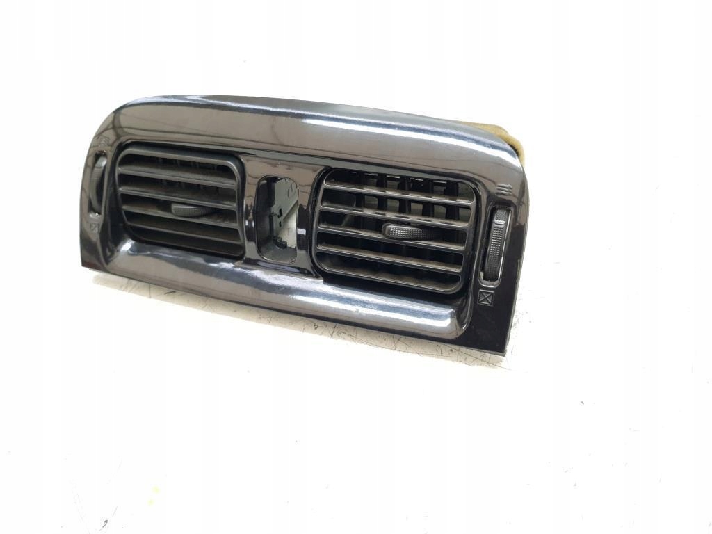 фото №3, Решітка обдув середина mazda 626 v