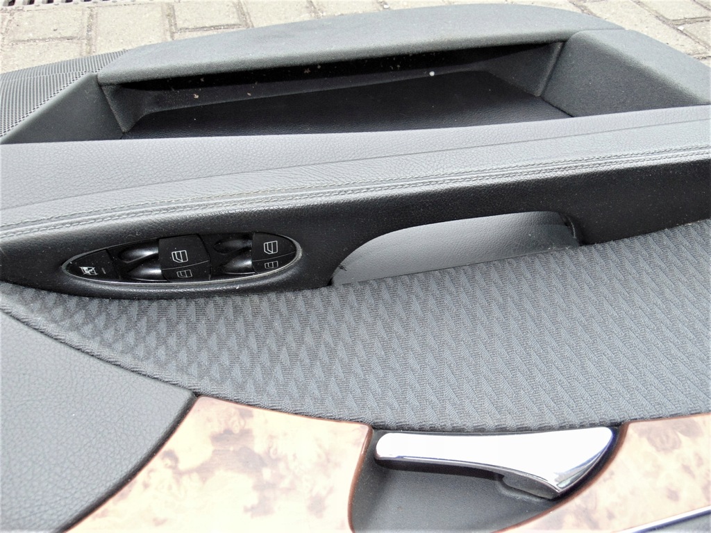 фото №7, Обшивка левый правый перед kpl mercedes w211 europa