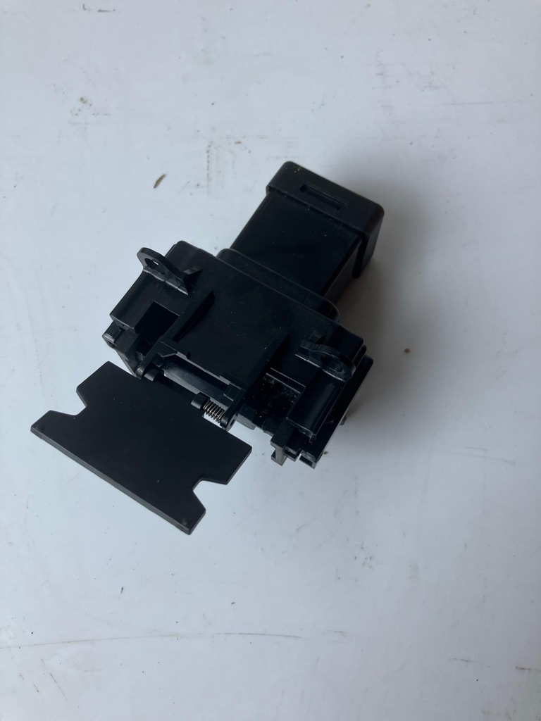 фото №1, Считыватель карты замок зажигания c4 picasso ii 9800630080