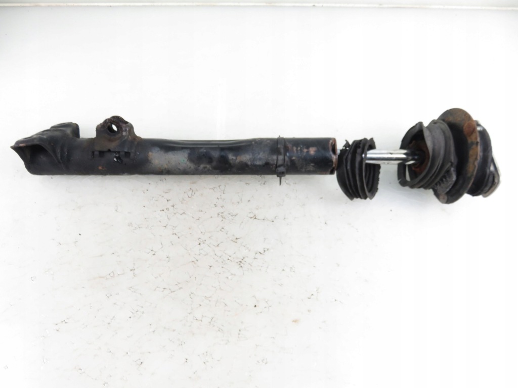 Купити Амортизатор правий передній mercedes w124