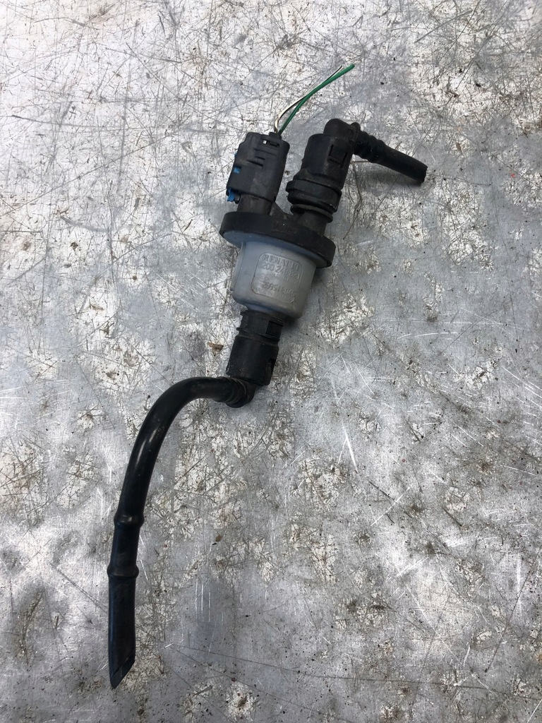 фото №3, Клапан вакууму renault dacia 8200248821