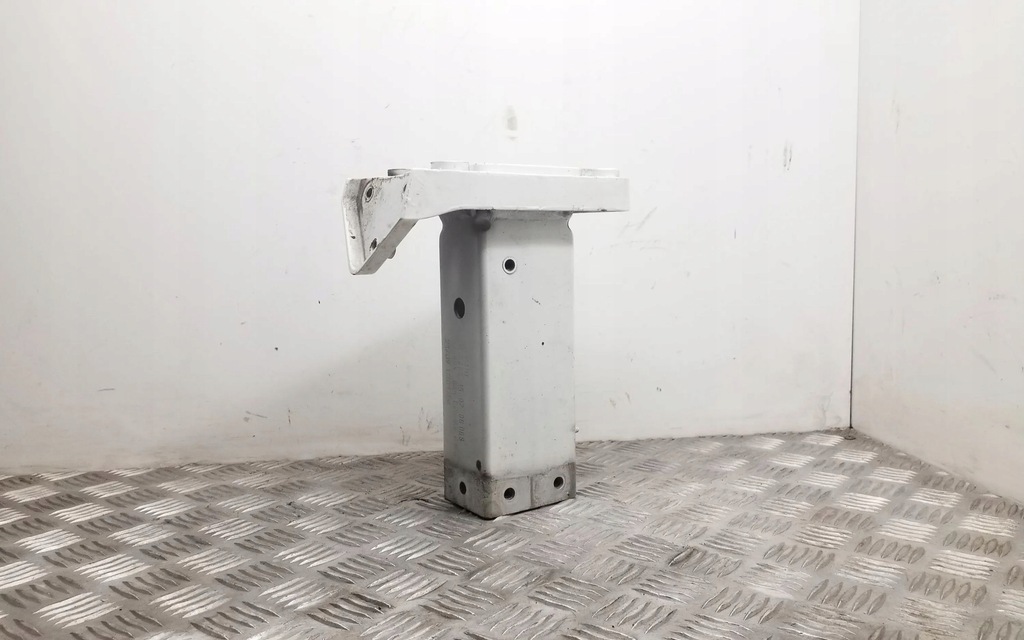 фото №7, 2009 audi tt tts mk2 лонжерон 8j0806109d