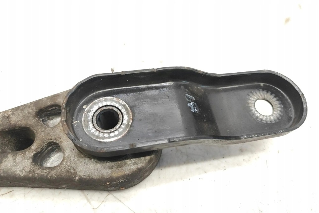 фото №6, Права кронштейн двигуна vw golf plus 5m1, 521 1k0199855ae 1.6l дизель 77kw