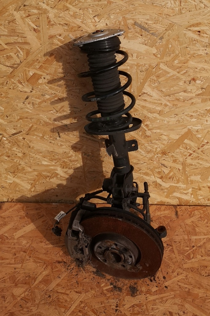 фото №1, Peugeot 3008 ii 5008 ii амортизационная стойка левый