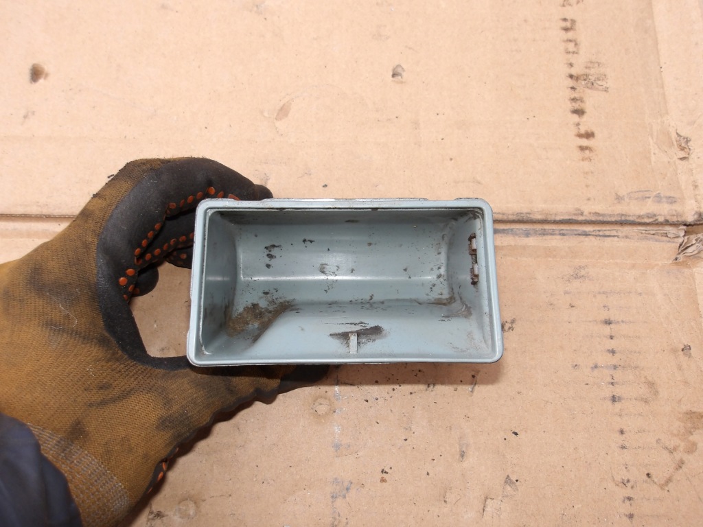 Купить Вкладыш пепельницы mercedes w201