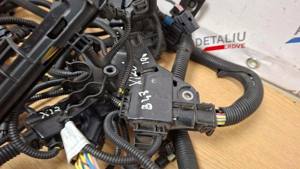 фото №10, Джгут двигуна bmw x1 f48 8742679 2.0l бензиновий 2019