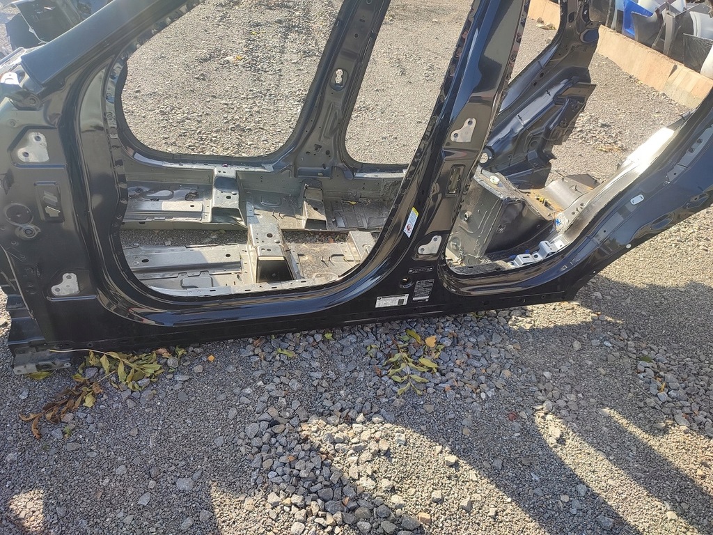 фото №1, Jaguar f-pace svr 2020 блок двигателя порог левый