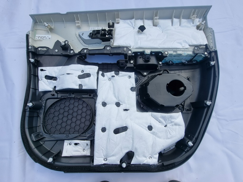 фото №7, Toyota sienna 2.5 hybrid xse limited обшивка дверь левый перед 2021-