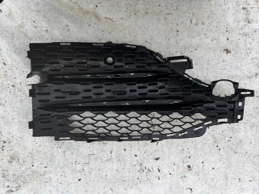 Решётка правая mercedes glw 166 amg перед бампер Киев