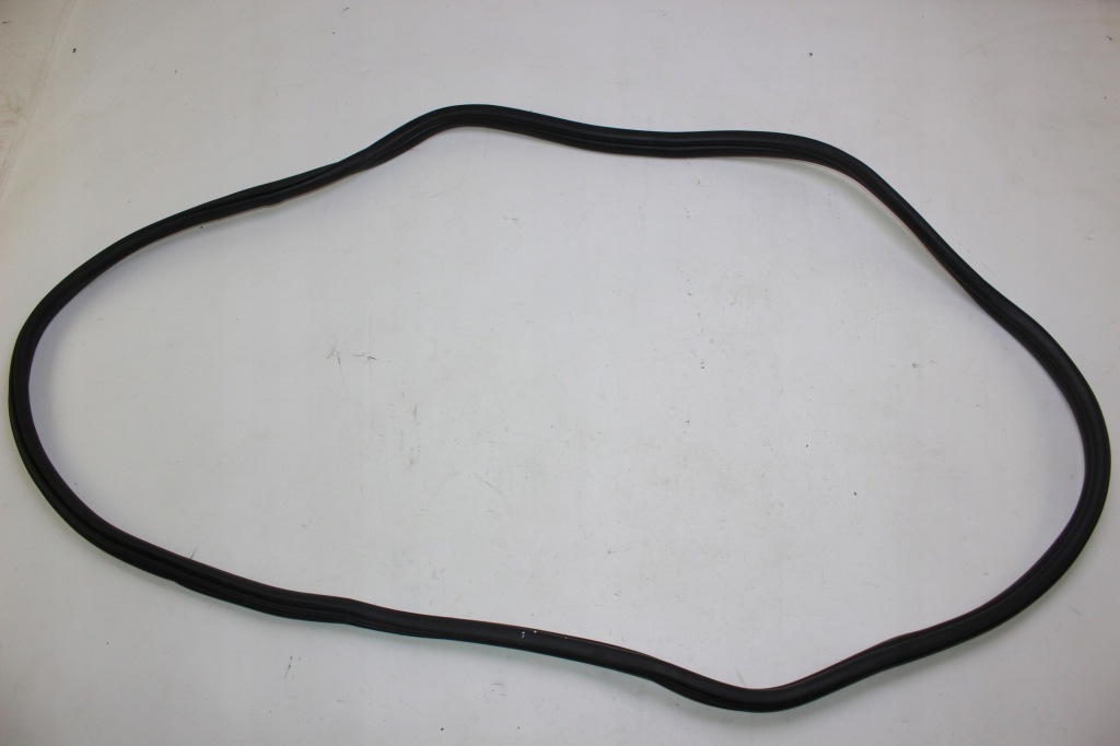 Купити Bmw f20 lci прокладка двері перед права=ліва гумовий елемент ідеальний стан 7320394 7240849