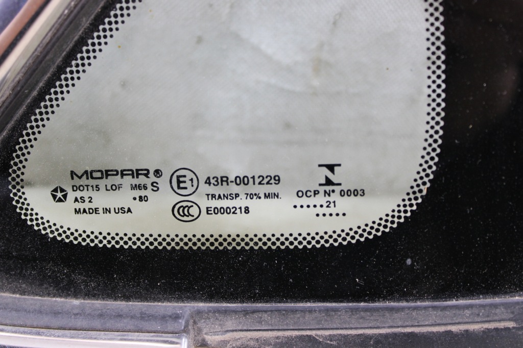 фото №7, Chrysler pacifica 2021 скло бічна ліва трикутник рамка хром