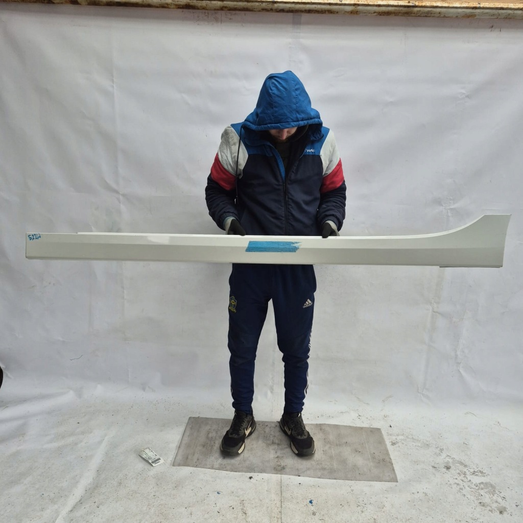 фото №1, Bmw 1 f40 19- порог левый молдинг порог левая