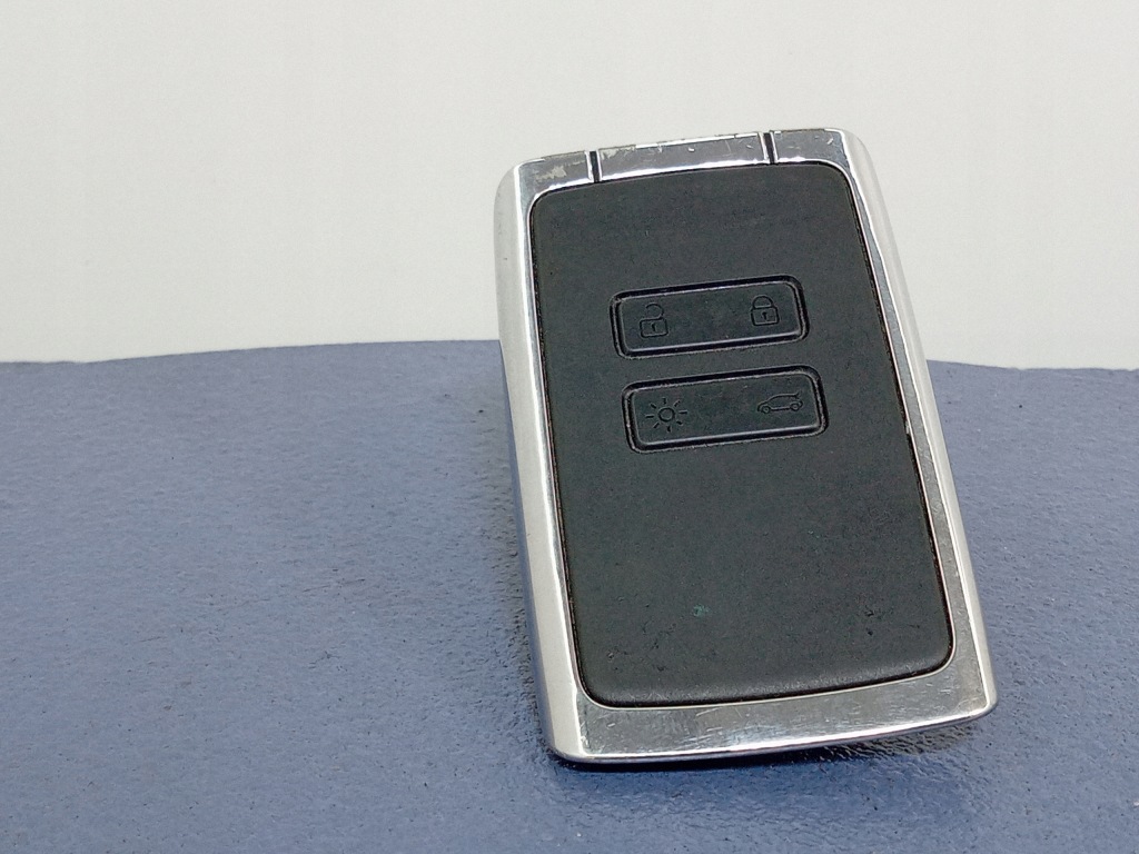 фото №2, Renault megane iv ключ карта pilot