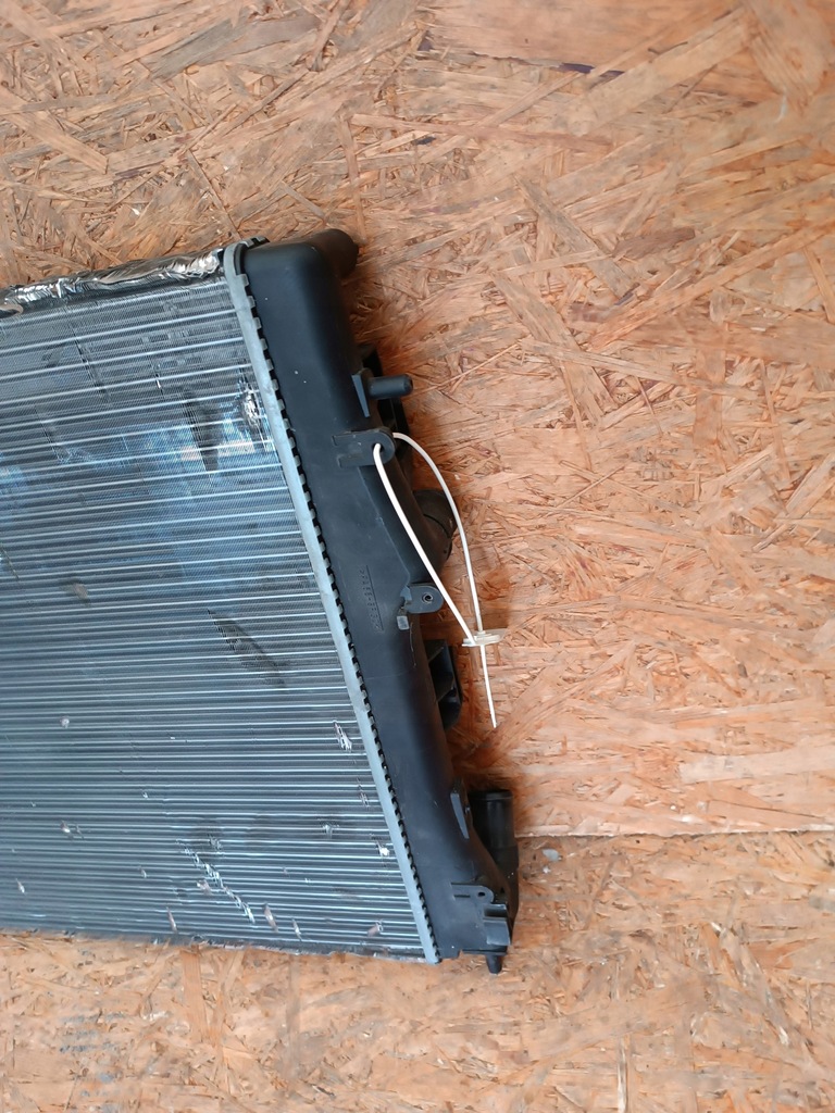 фото №8, Радиатор wody nissan kubistar 21400-00qa8 renault kangoo 8200072713