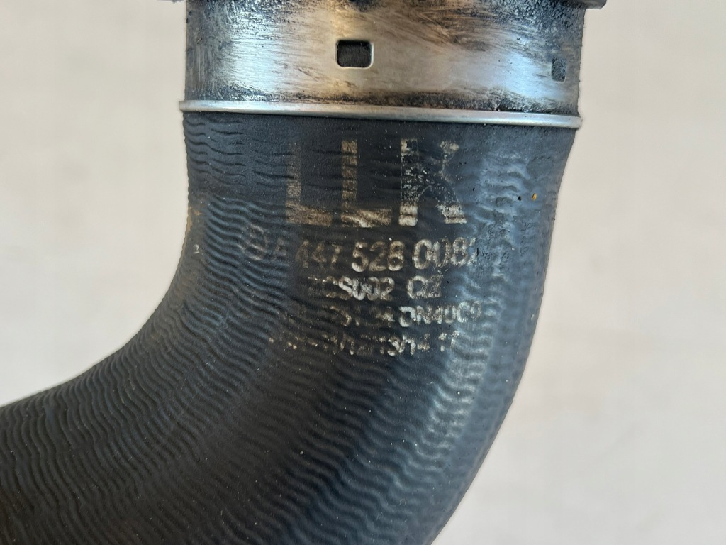 Труба интеркулер воздуха mercedes vito iii v-klasa w447 a4475280082 в Украине