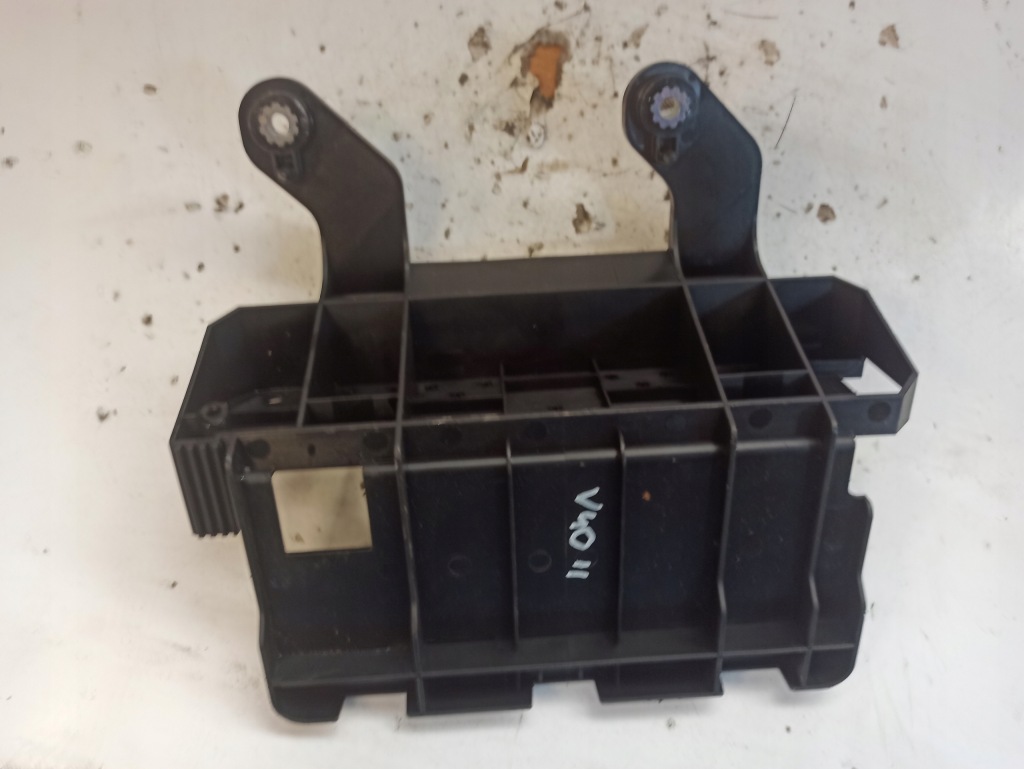 Volvo v40 2 2 корпус коробка предохранителей 30659176 30659177 с Разборки