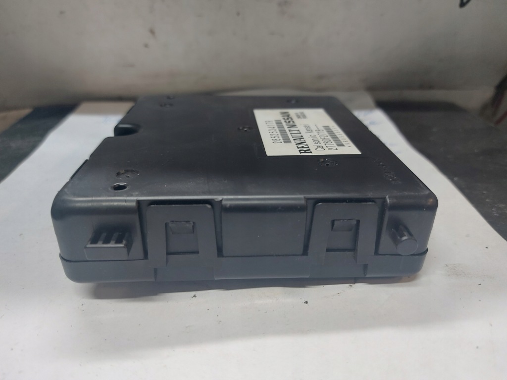 фото №3, Renault clio модуль кондиционера 285253417r 27760f271b