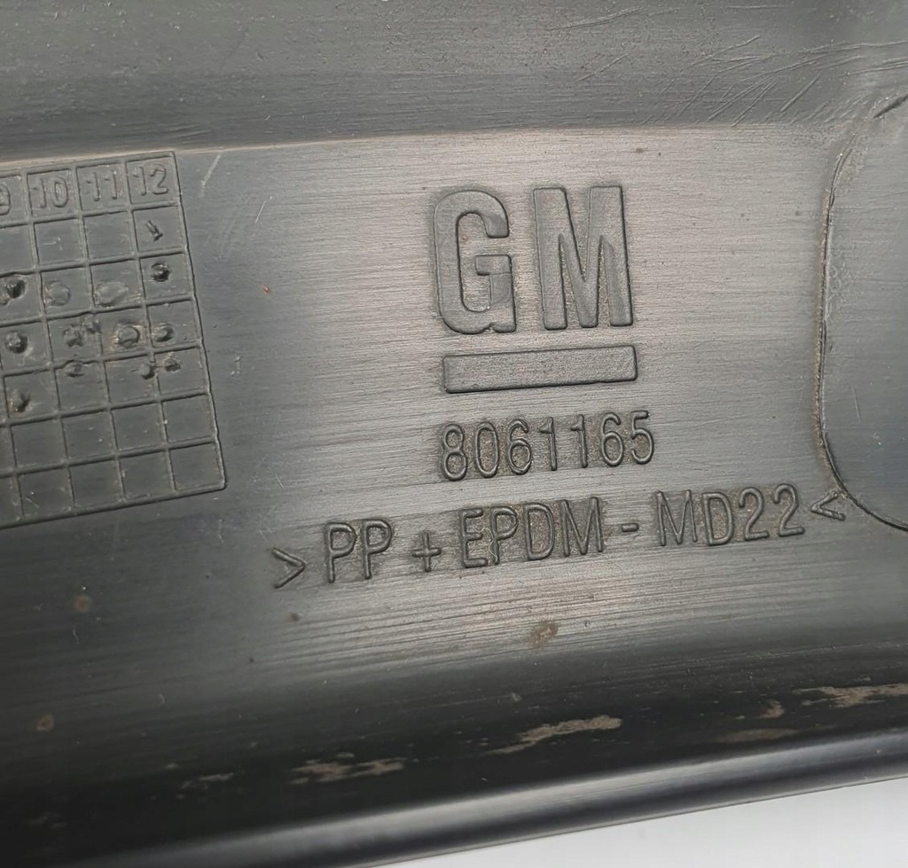 фото №7, Молдинг крыла правый задняя opel corsa c lift 09114742 8061165