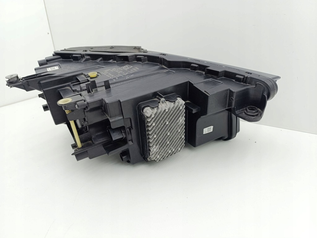 фото №9, Audi q4 sportback e-tron 2022 левая сторона лампа передняя