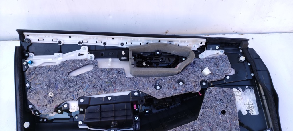 фото №7, Lexus nx 300h обшивка оббивка двері правий перед передня ms/e028